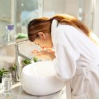 Фото: Как ухаживать за кожей утром