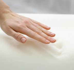 Как убрать заломы на лице после сна?: Изображение 5